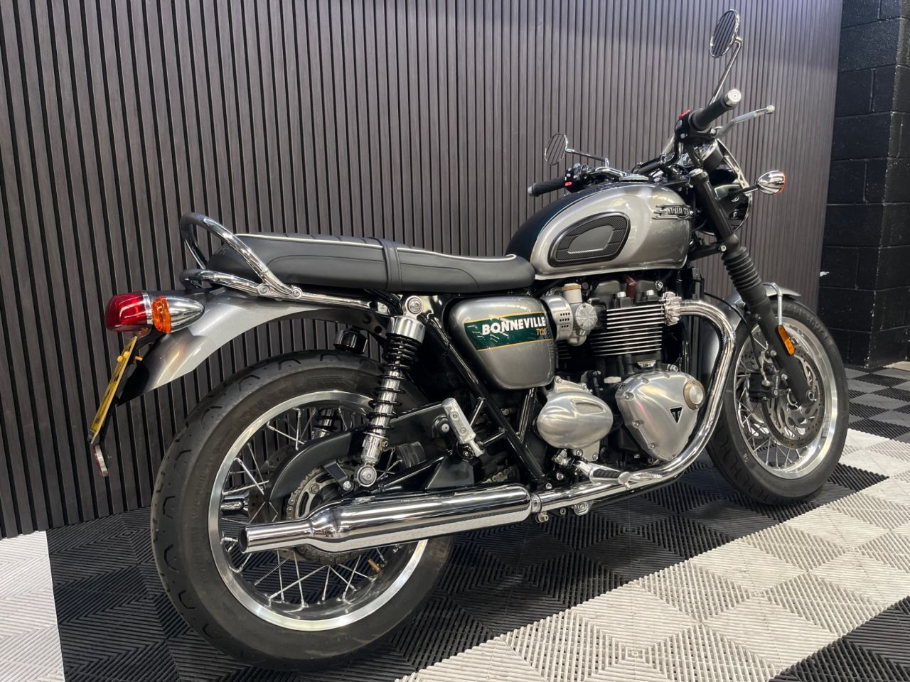 Used Triumph Bonneville T120 for sale - 78732926: Photo 4