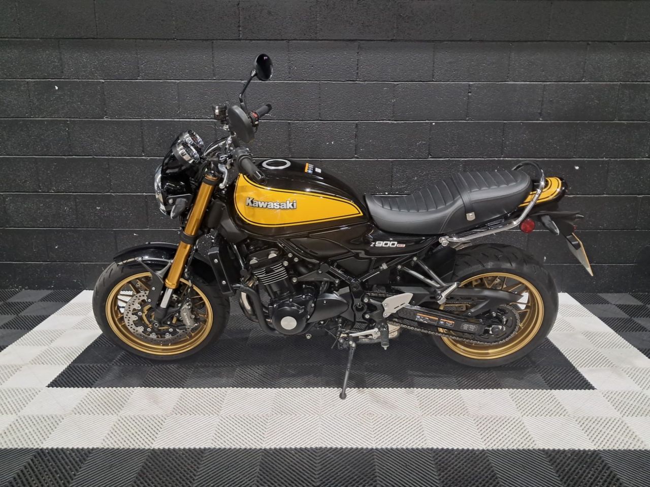 Used Kawasaki Z900 RS SE for sale - 78435421: Photo 9