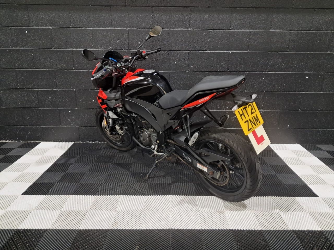 Used Aprilia Tuono 125 for sale - 78435261: Photo 10