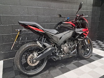 Used Aprilia Tuono 125 undefined for sale - bike-78435261: Photo