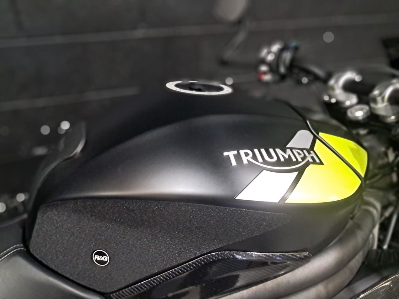 Used Triumph Speed Triple 1050 for sale - 78434811: Photo 18