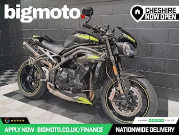 Used Triumph Speed Triple 1050 undefined for sale - bike-78434811: Photo