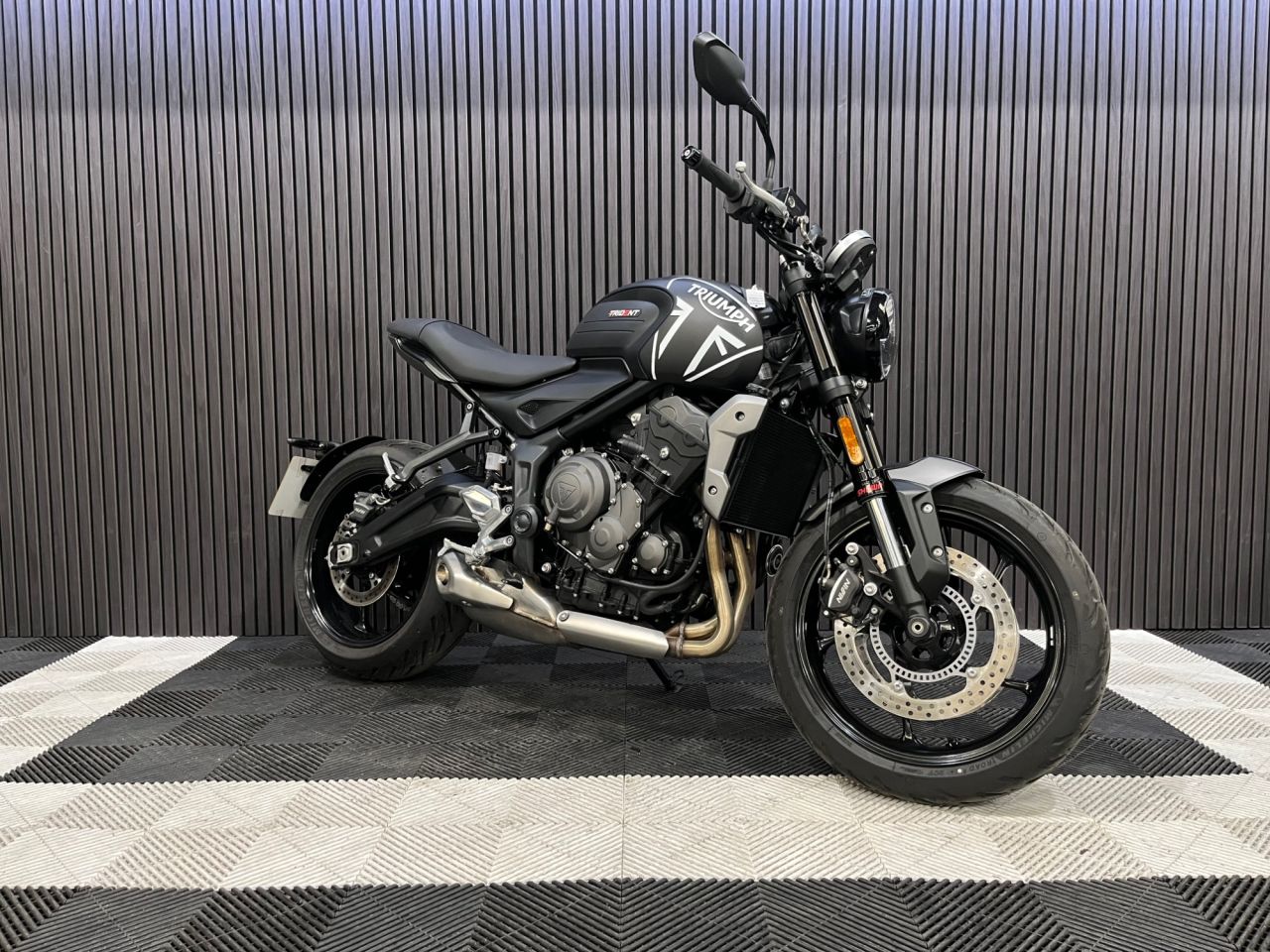 Used Triumph Trident for sale - 78552395: Photo 6