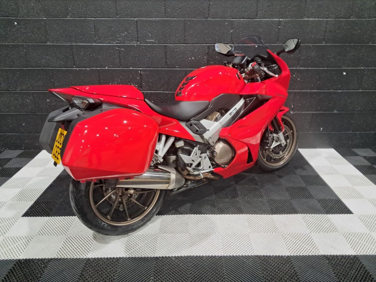 Used Honda VFR800F for sale - 78434814: Photo 11
