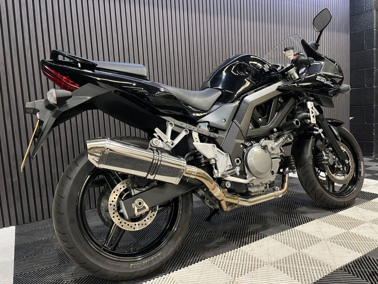 Used Suzuki SV650S for sale - 78435051: Photo 4
