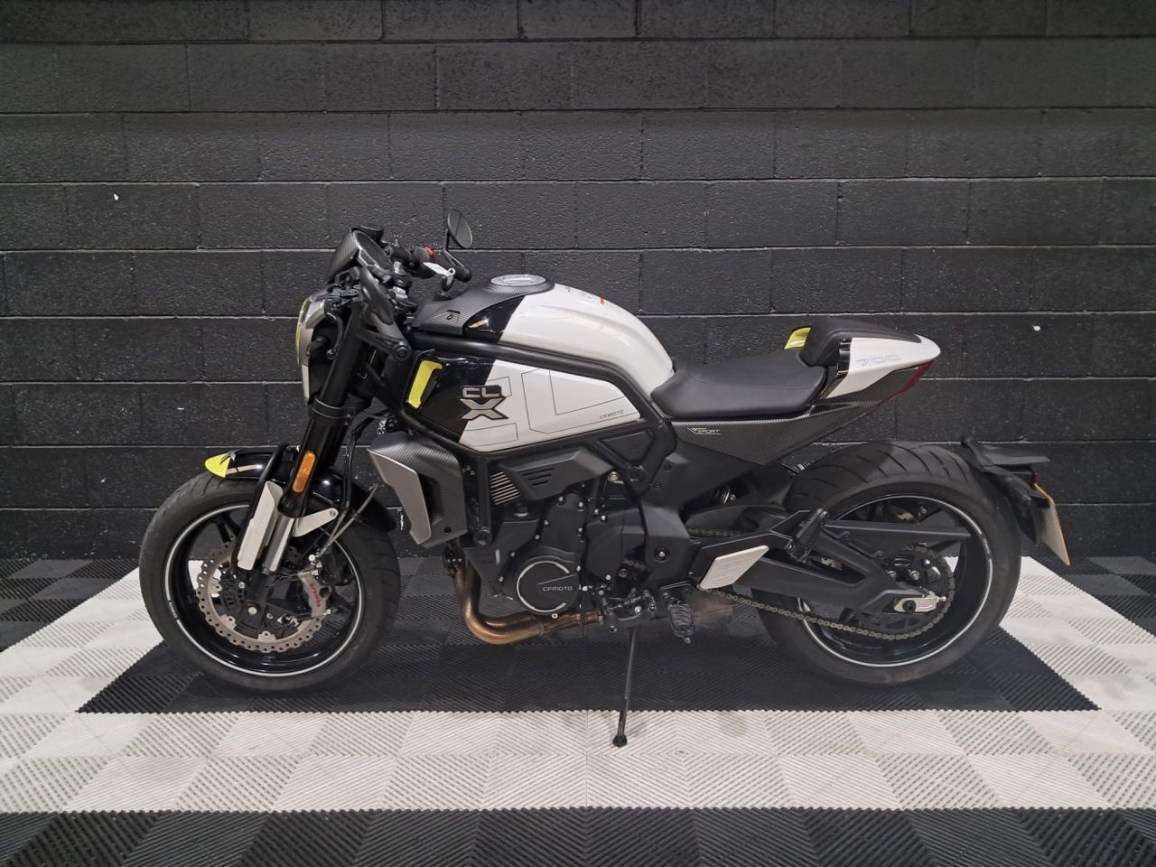 Used CFMOTO 800NK for sale - 78434792: Photo 9