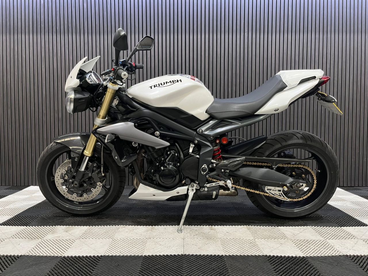 Used Triumph Street Triple 675 for sale - 78768076: Photo 9