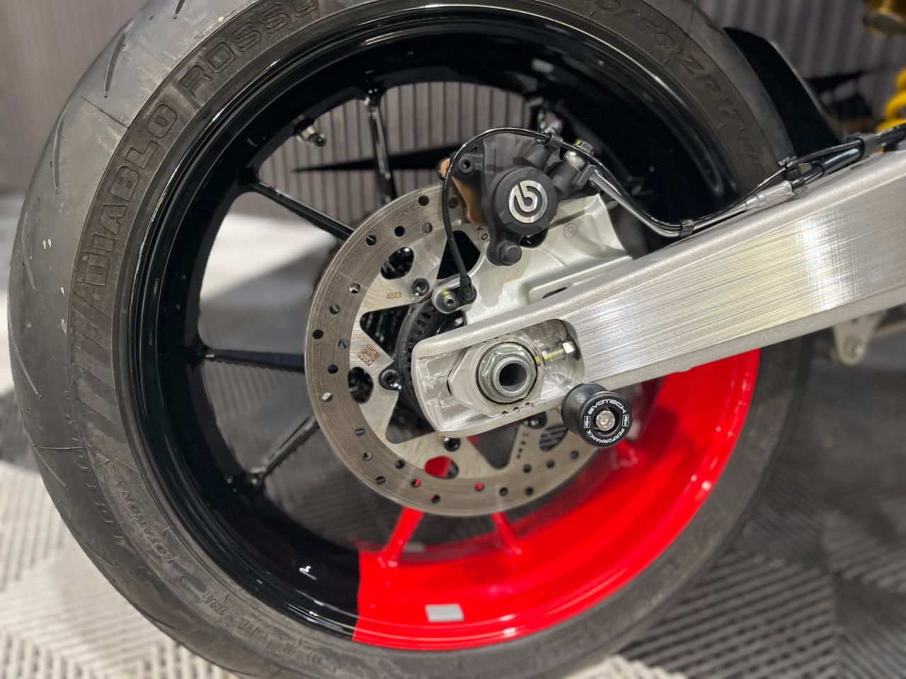 Used Ducati HYPERMOTARD 698 for sale - 78435358: Photo 12