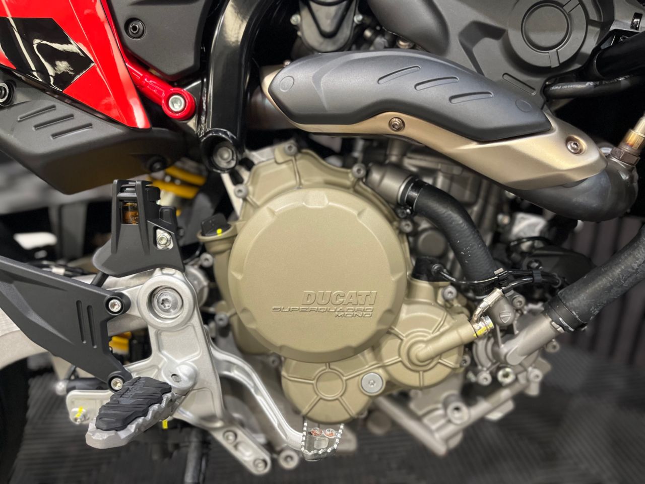 Used Ducati HYPERMOTARD 698 for sale - 78435358: Photo 13