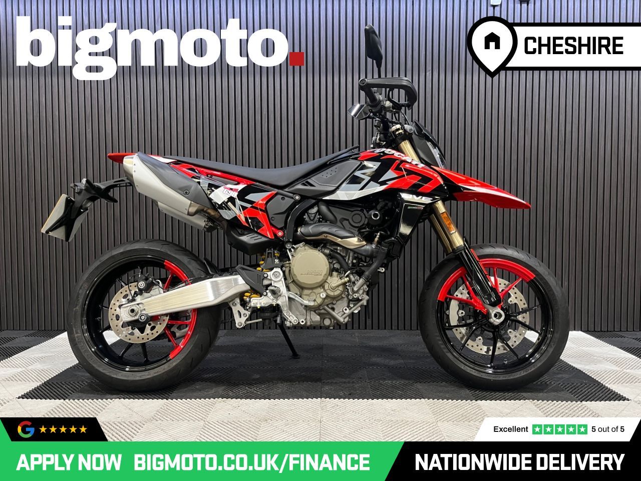 Used Ducati HYPERMOTARD 698 for sale - 78435358: Photo 2