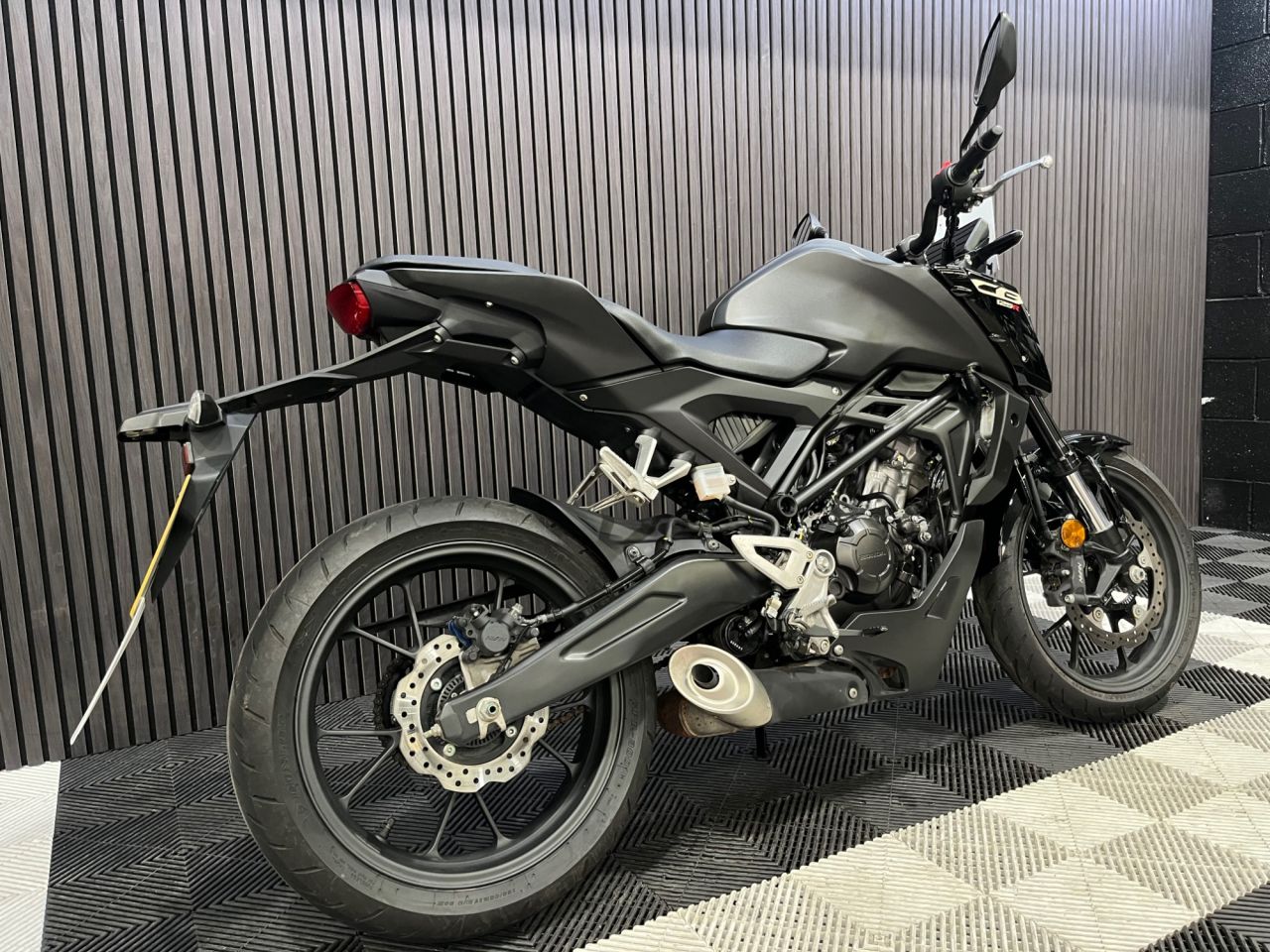 Used Honda CB125R for sale - 78435036: Photo 4