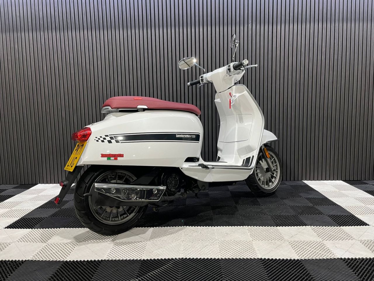 Used Lambretta V125 for sale - 78434731: Photo 11