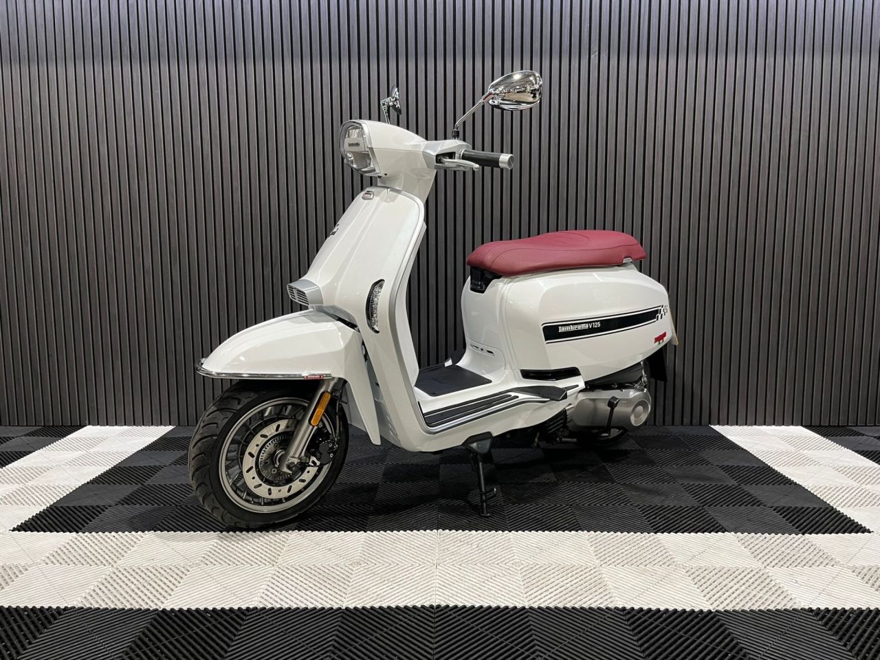 Used Lambretta V125 for sale - 78434731: Photo 7