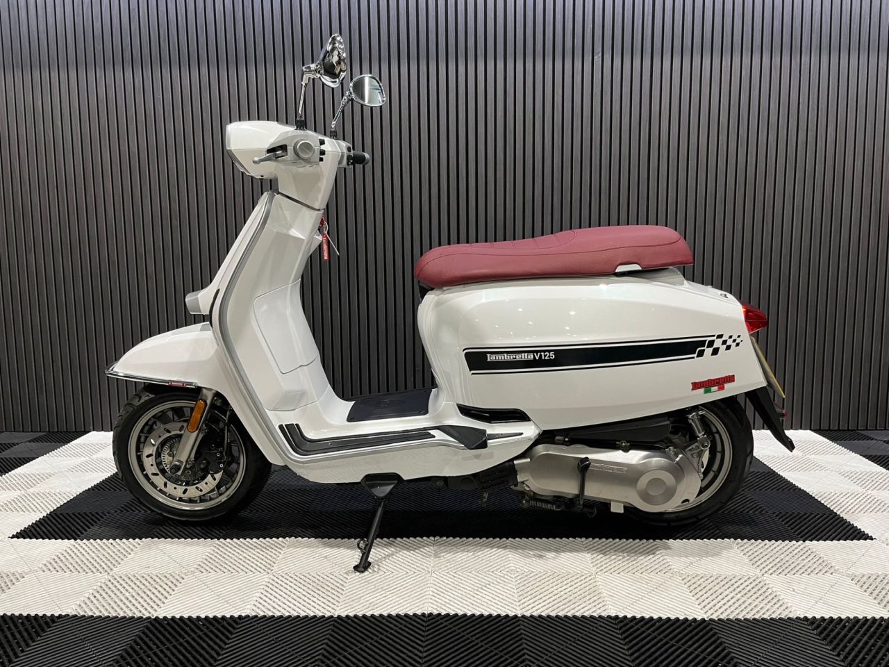Used Lambretta V125 for sale - 78434731: Photo 9