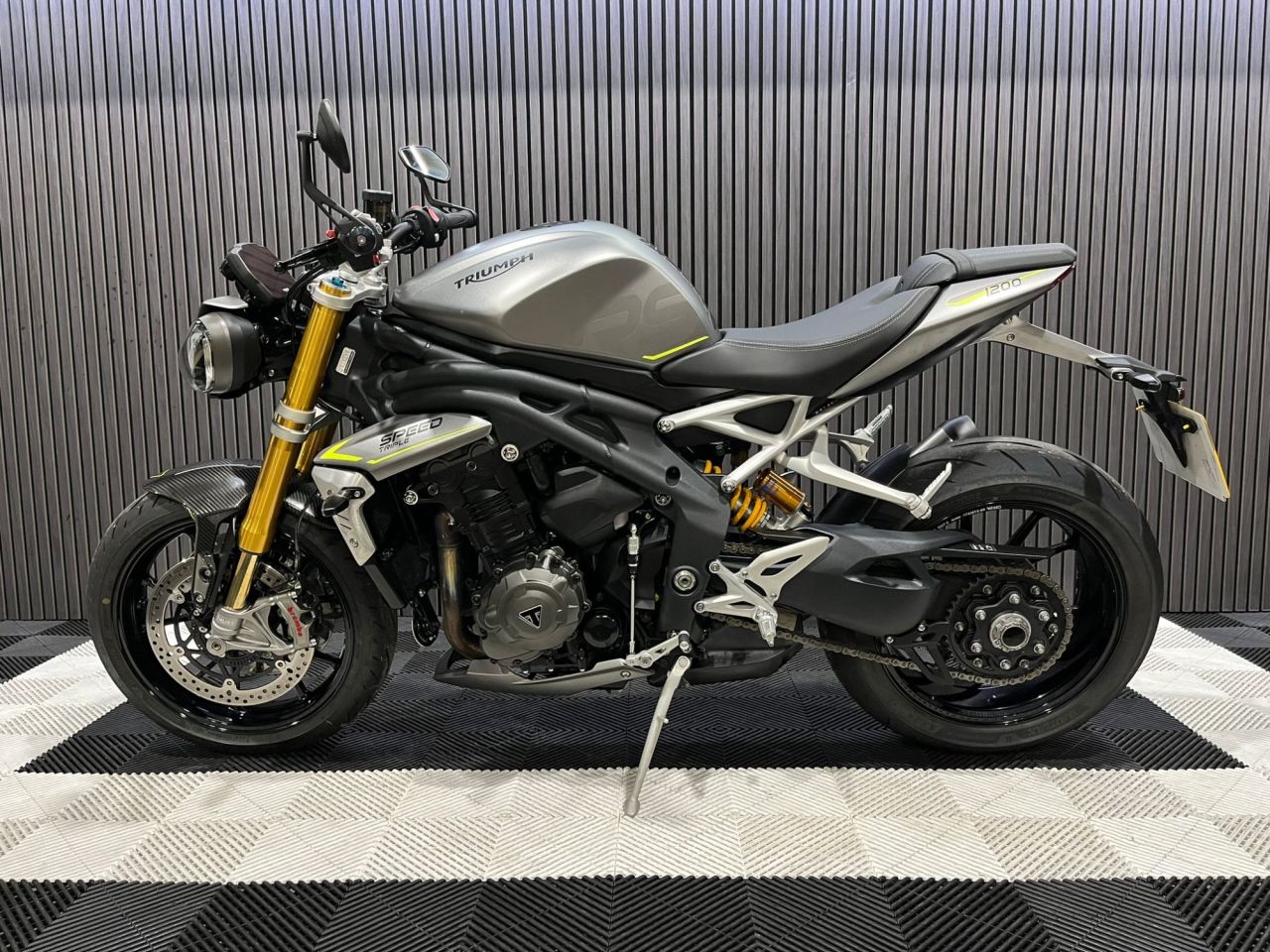 Used Triumph Speed triple 1200 for sale - 78435450: Photo 9