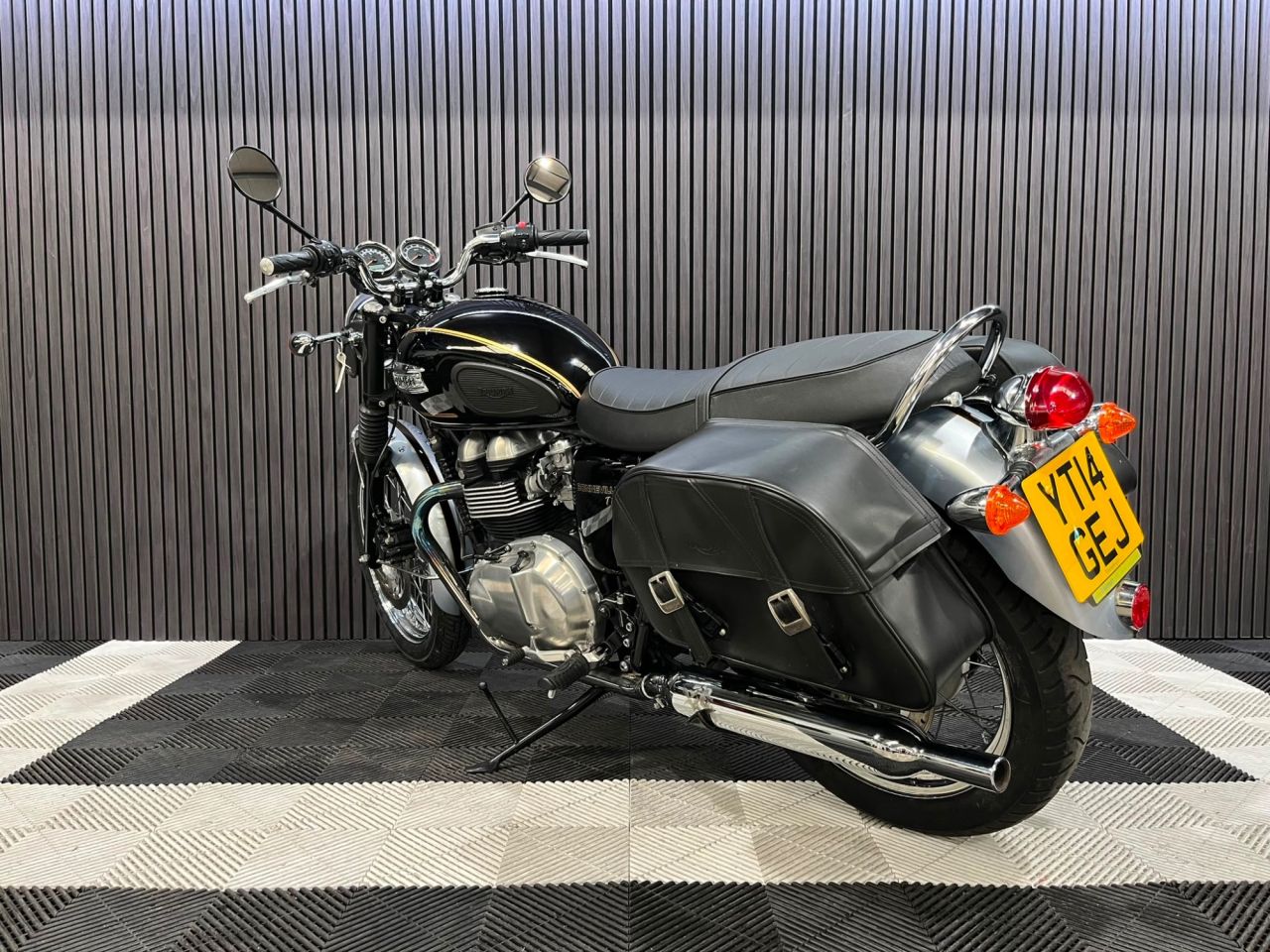 Used Triumph Bonneville T100 for sale - 78847449: Photo 10