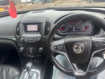Used Vauxhall Insignia 2016 for sale - 76412665: Photo