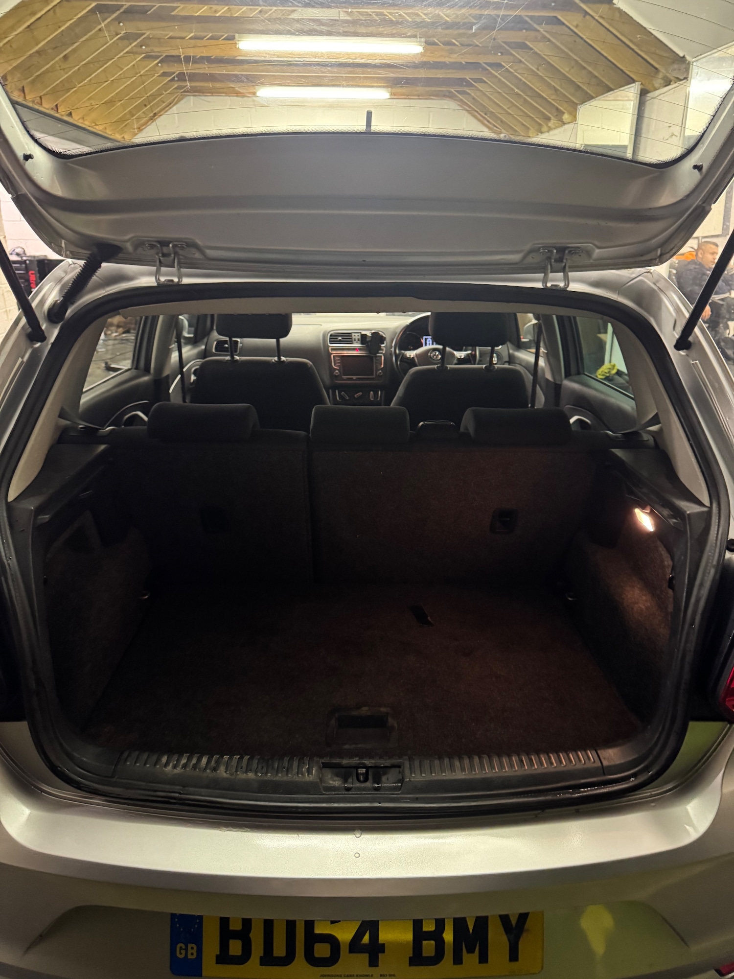 Used Volkswagen Polo 2014 for sale - 76875179: Photo 10