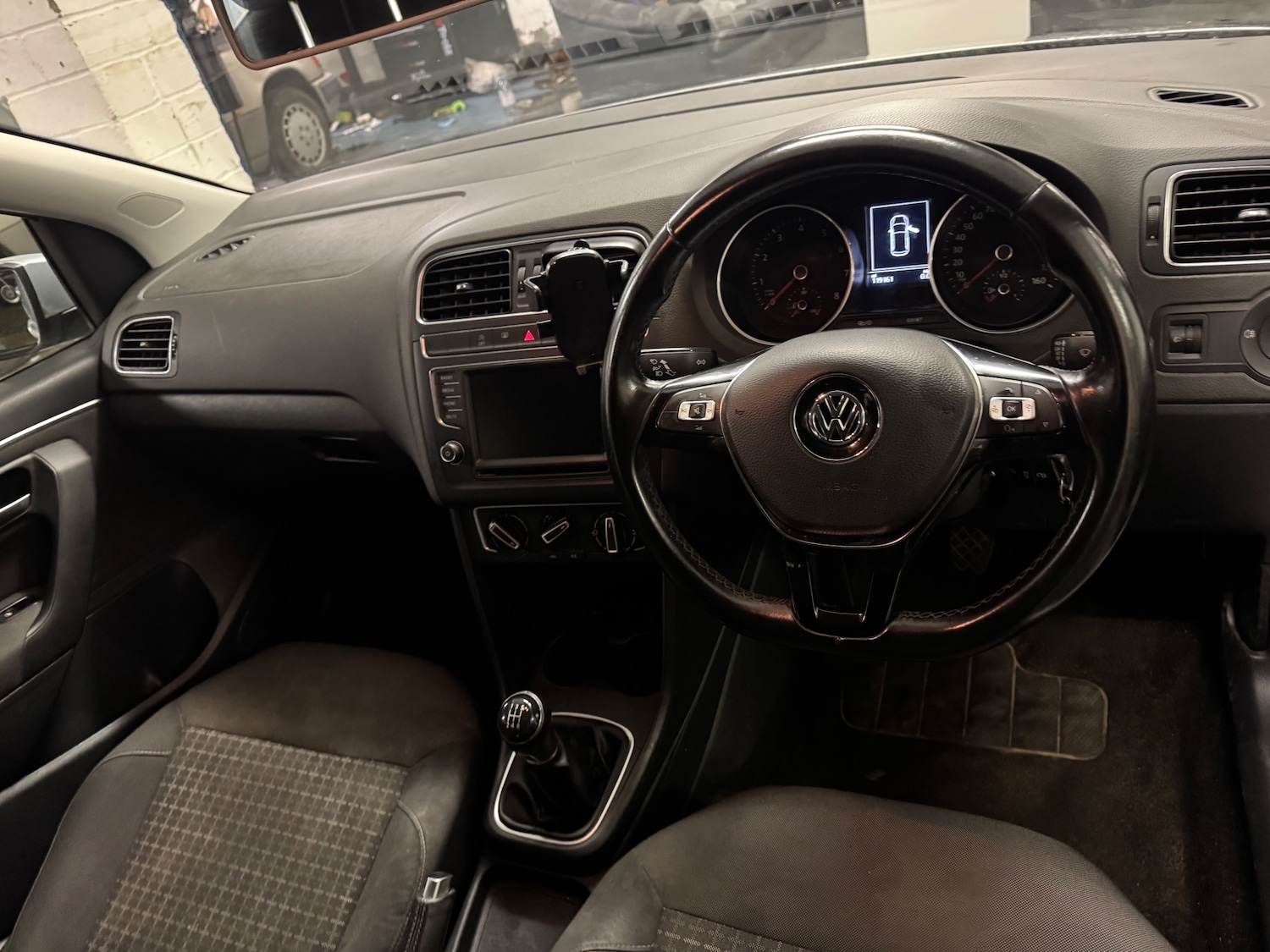 Used Volkswagen Polo 2014 for sale - 76875179: Photo 5