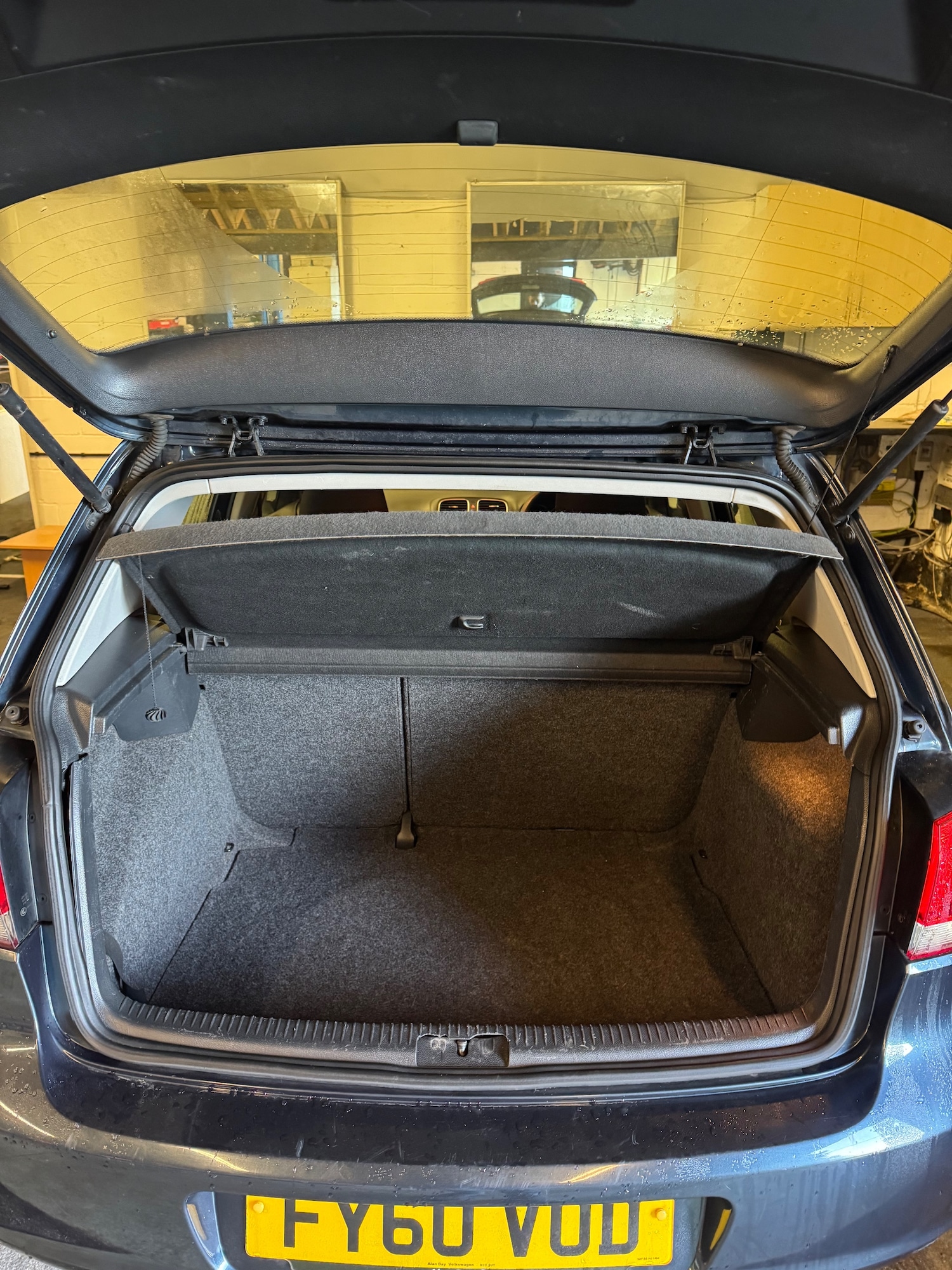 Used Volkswagen Golf 2010 for sale - 76711967: Photo 9