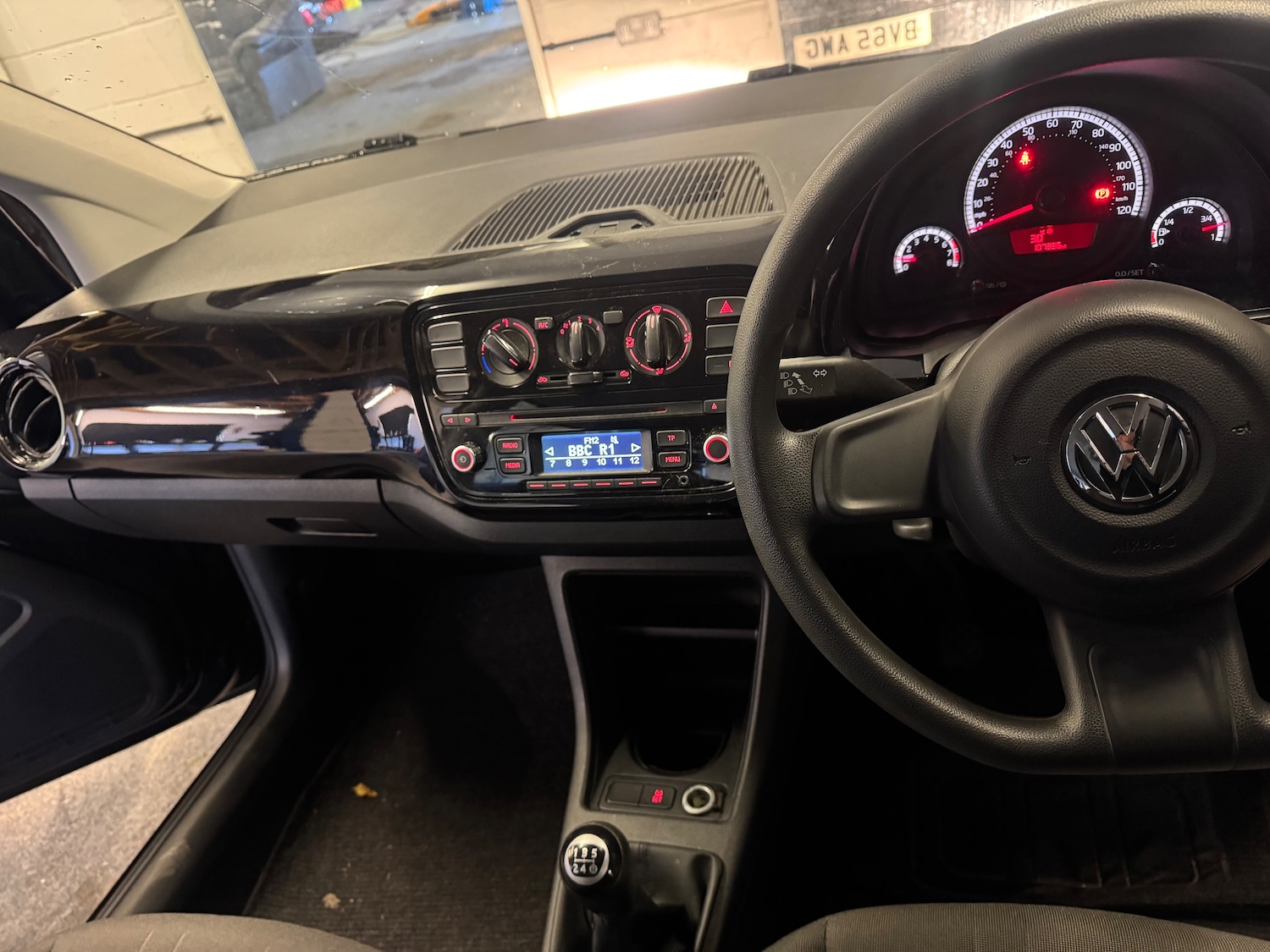 Used Volkswagen up! 2015 for sale - 76711969: Photo 16