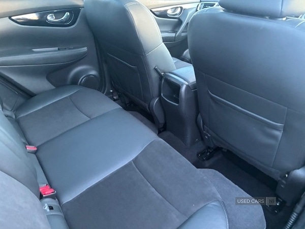 Used Nissan Qashqai 2017 for sale - 76729477: Photo 9