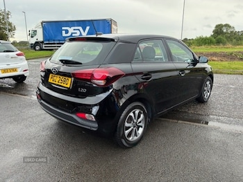 Used Hyundai i20 2019 for sale - 76359303: Photo
