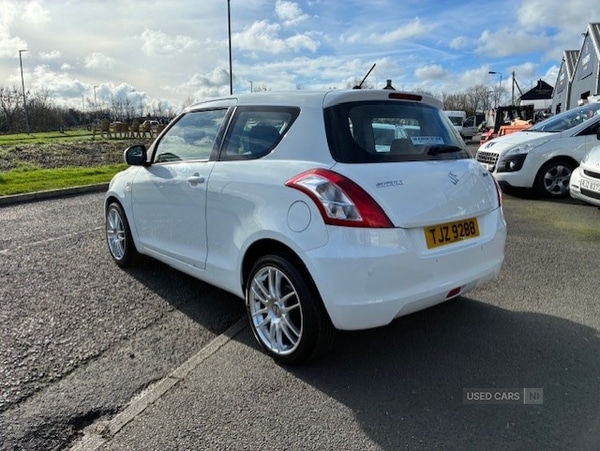 Used Suzuki Swift 2012 for sale - 77551020: Photo 3