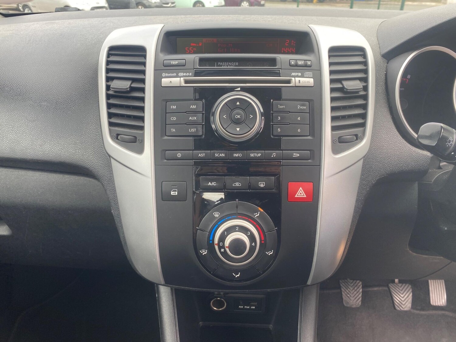 Used Kia Venga 2012 for sale - 76213790: Photo 34