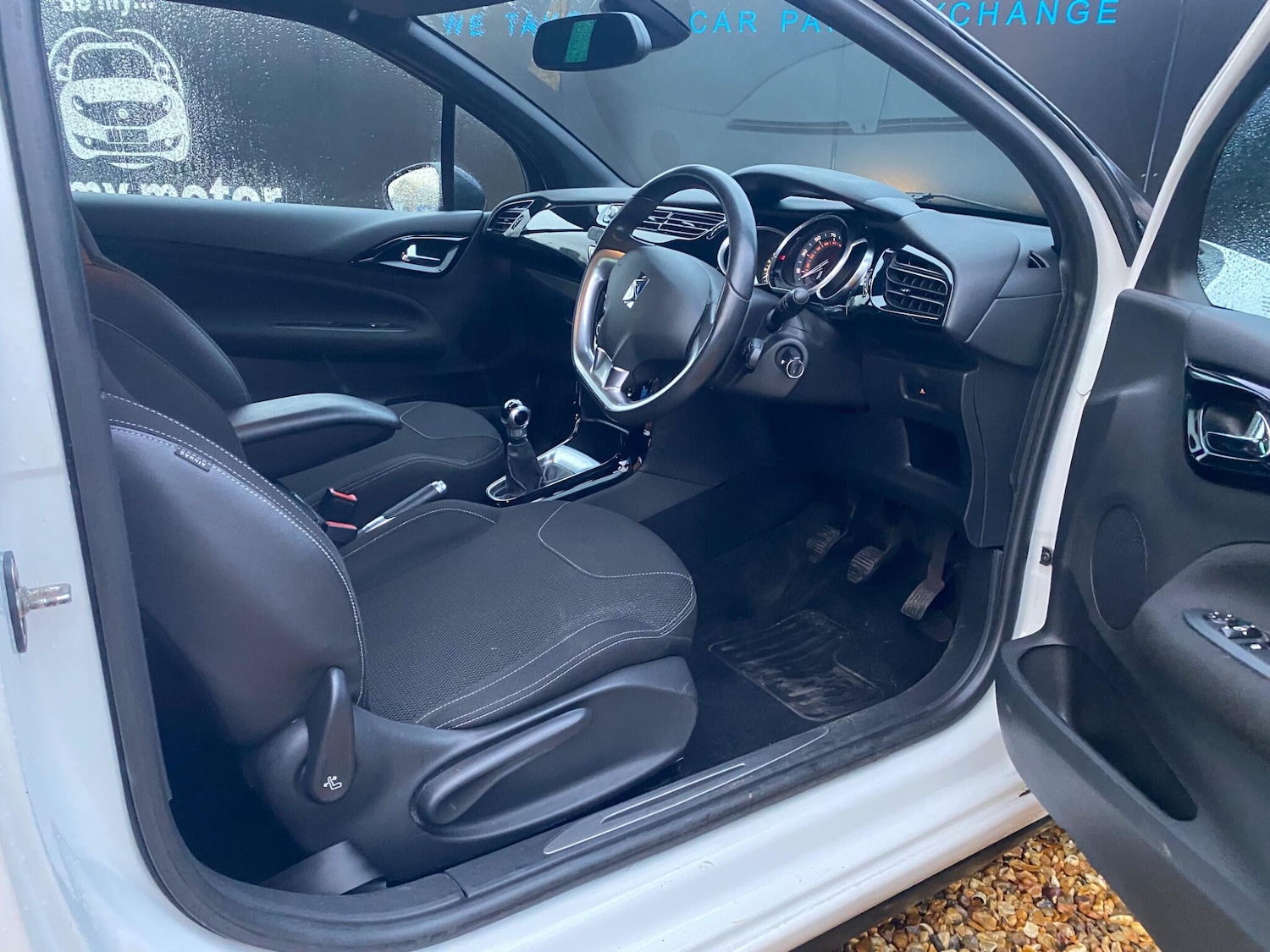 Used Citroen DS3 2011 for sale - 76887123: Photo 22