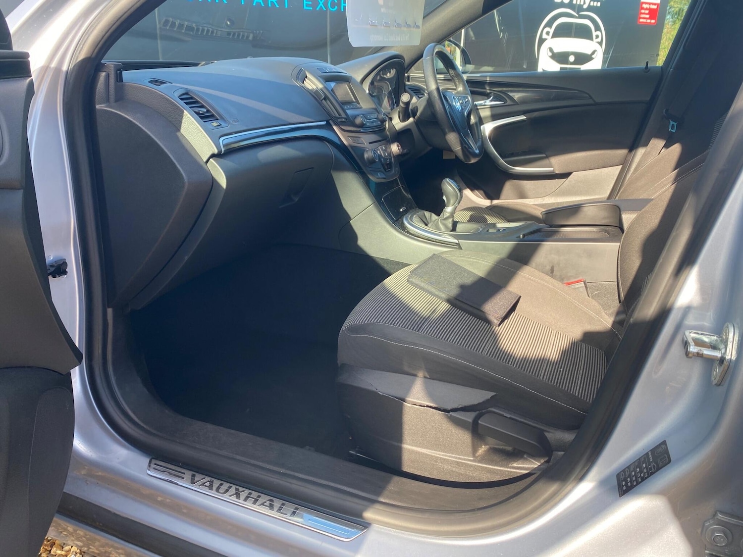 Used Vauxhall Insignia 2017 for sale - 77114151: Photo 33