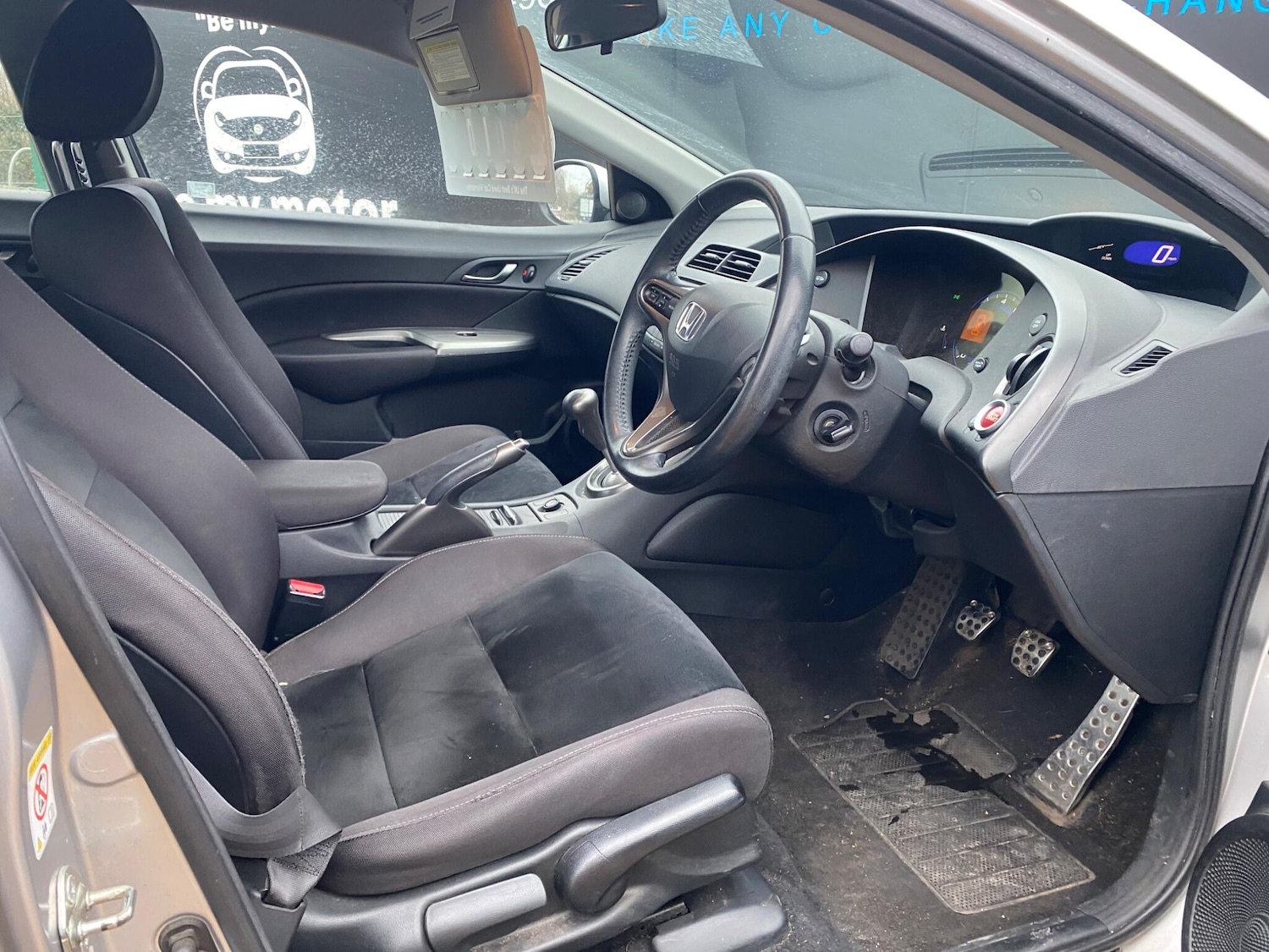 Used Honda Civic 2011 for sale - 77015508: Photo 21