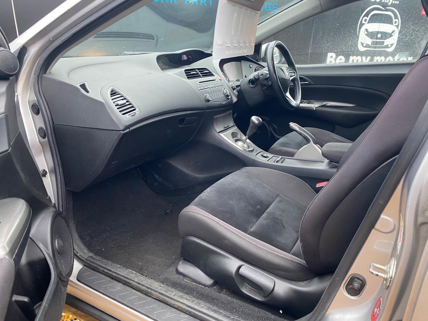 Used Honda Civic 2011 for sale - 77015508: Photo 32