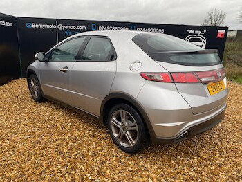 Used Honda Civic 2011 for sale - 77015508: Photo