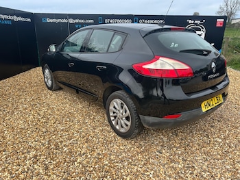 Used Renault Megane 2012 for sale - 78214116: Photo