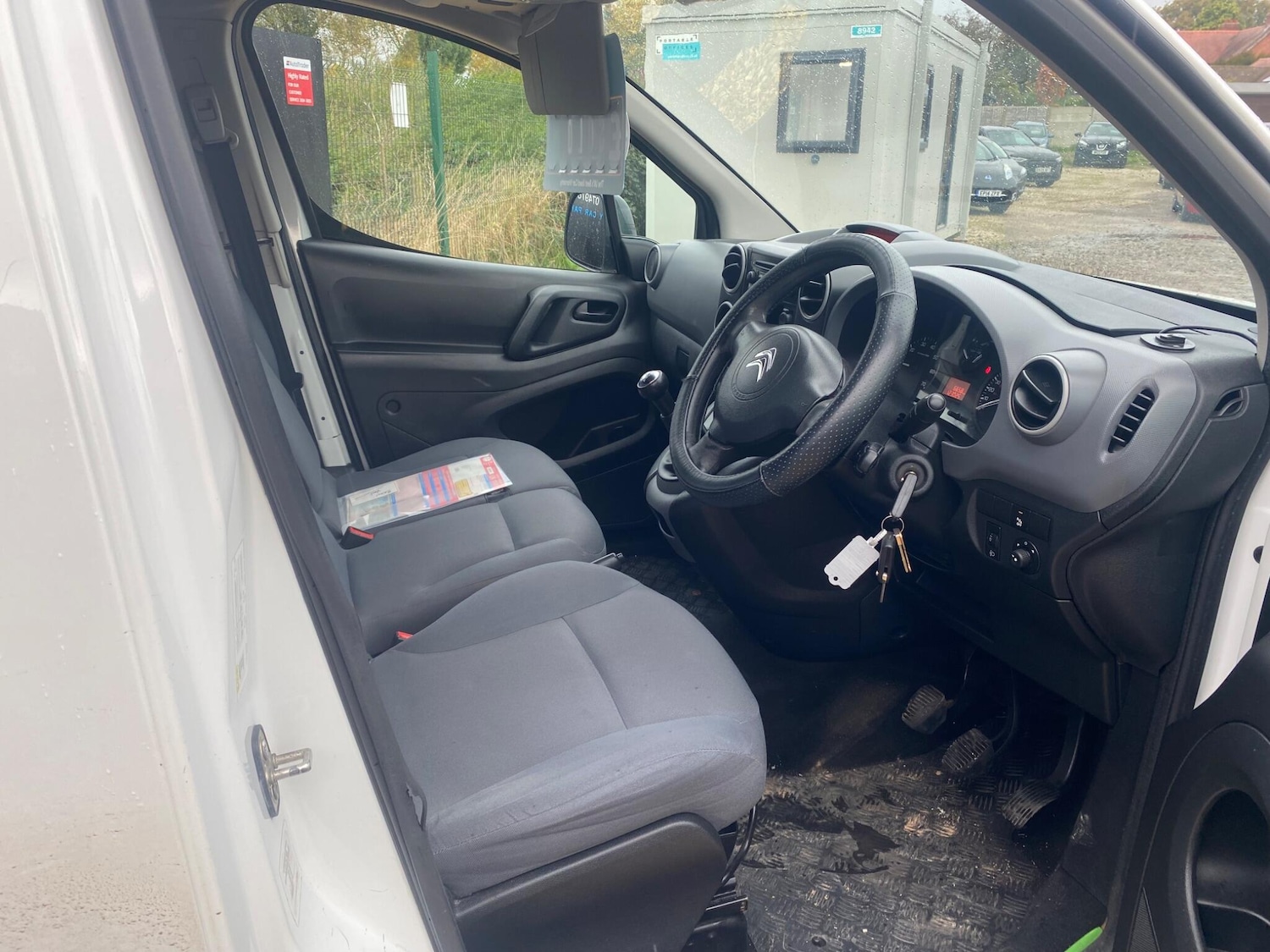 Used Citroen Berlingo 2012 for sale - 76432942: Photo 13