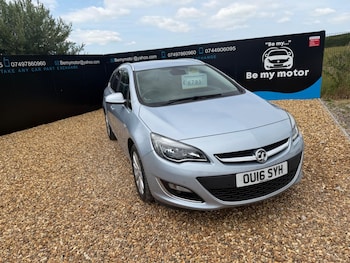 Used Vauxhall Astra 2016 for sale - 79146002: Photo