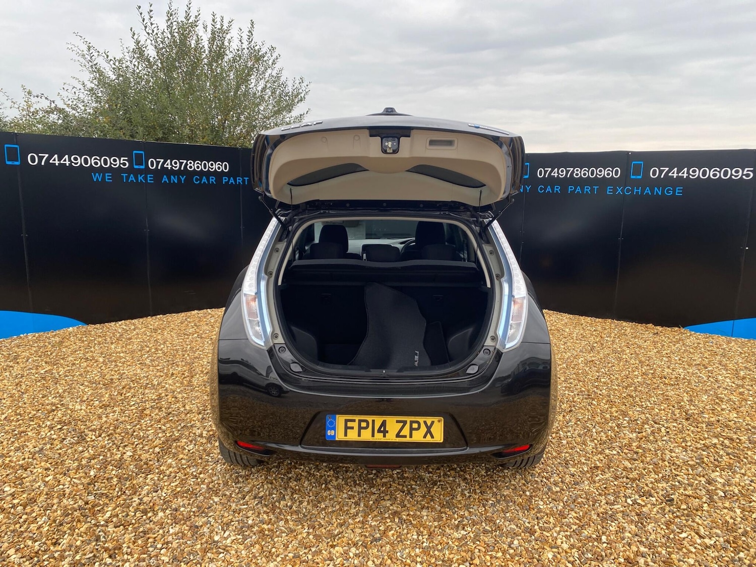 Used Nissan Leaf 2014 for sale - 77783399: Photo 31