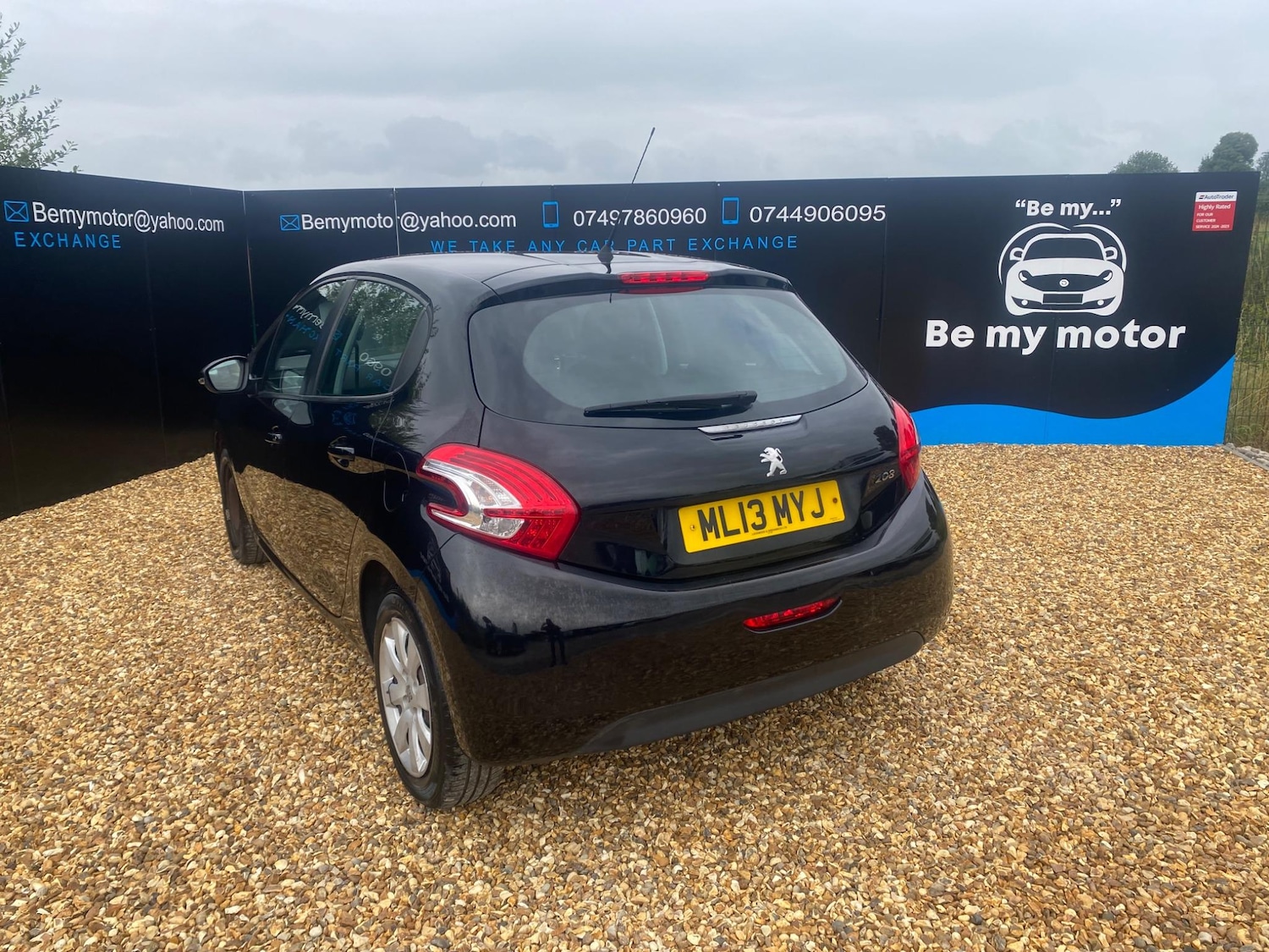 Used Peugeot 208 2013 for sale - 76702393: Photo 10