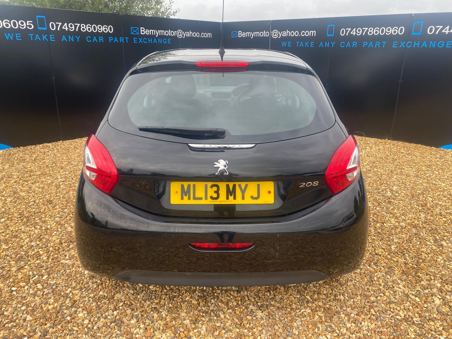 Used Peugeot 208 2013 for sale - 76702393: Photo 13