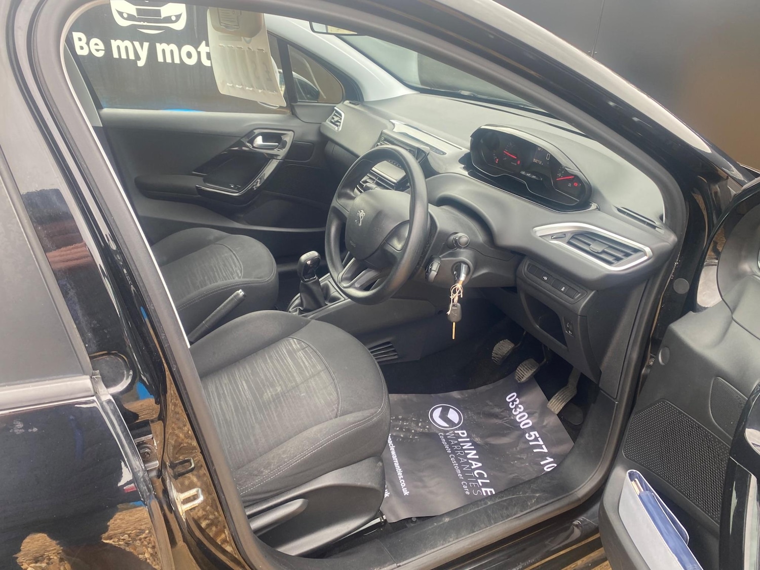 Used Peugeot 208 2013 for sale - 76702393: Photo 18