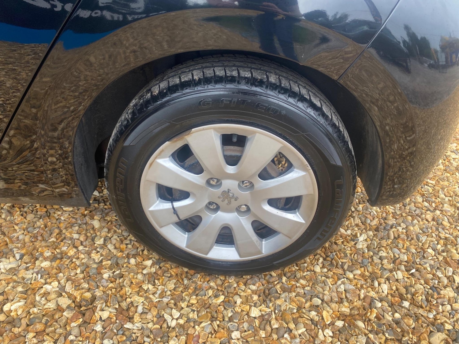 Used Peugeot 208 2013 for sale - 76702393: Photo 21