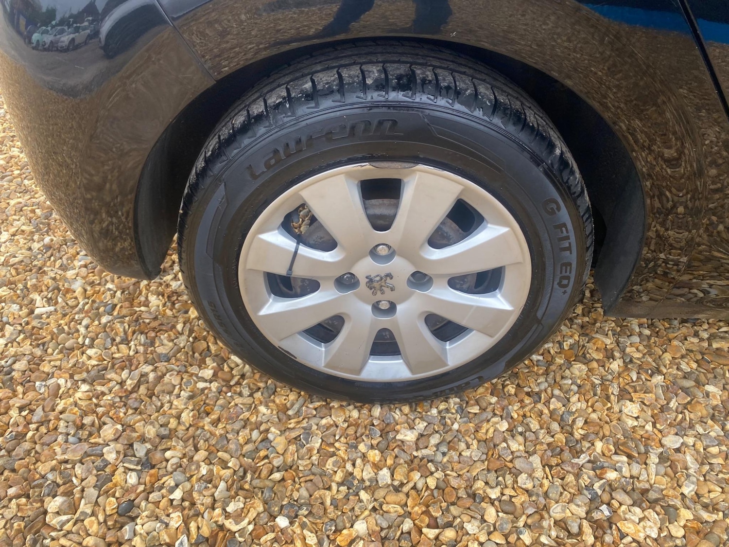 Used Peugeot 208 2013 for sale - 76702393: Photo 22