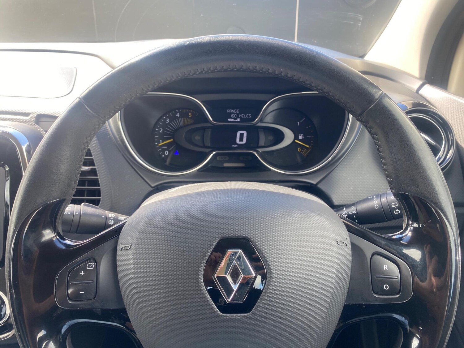 Used Renault Captur 2014 for sale - 76215426: Photo 31