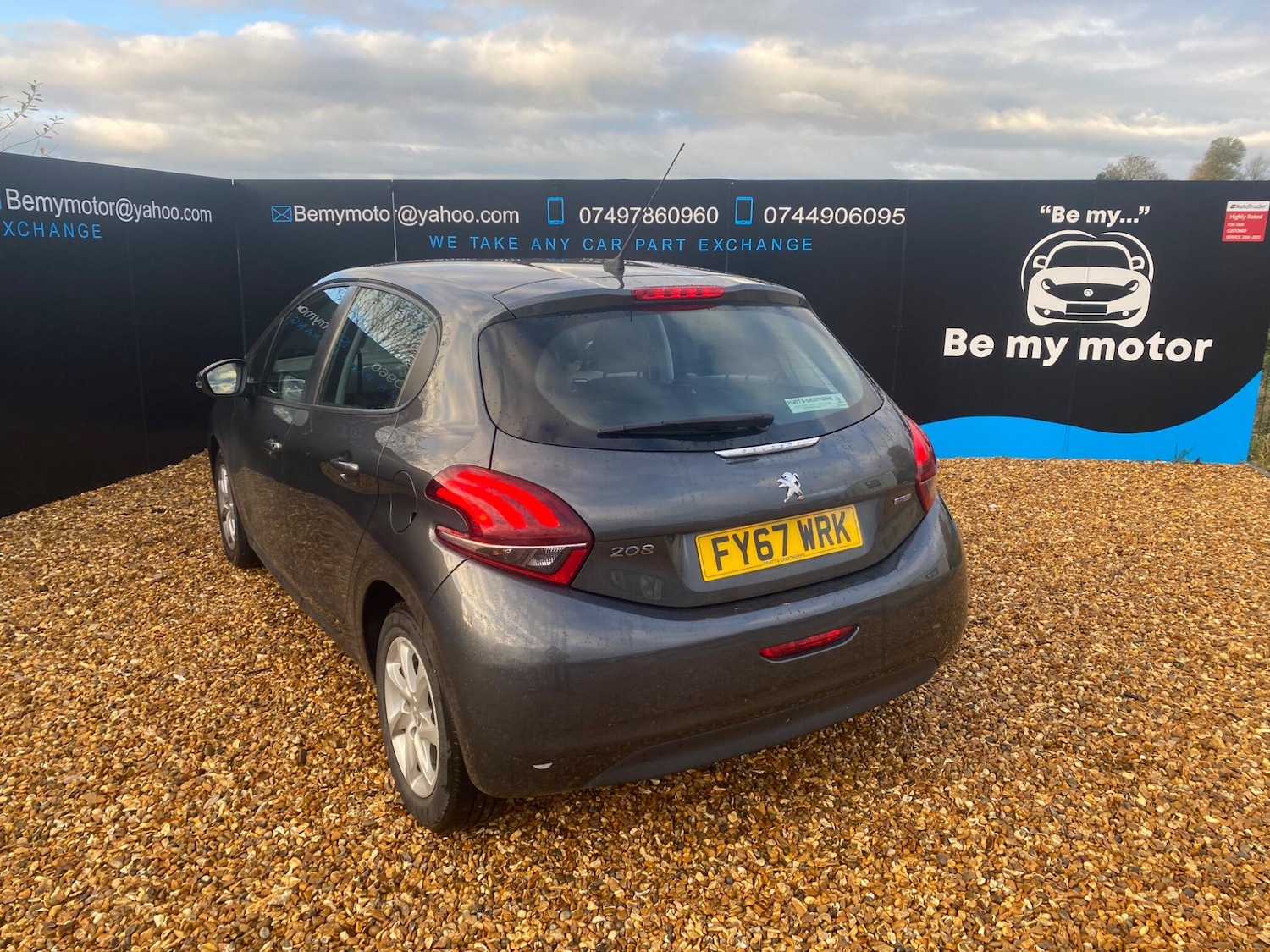 Used Peugeot 208 2017 for sale - 76522366: Photo 11