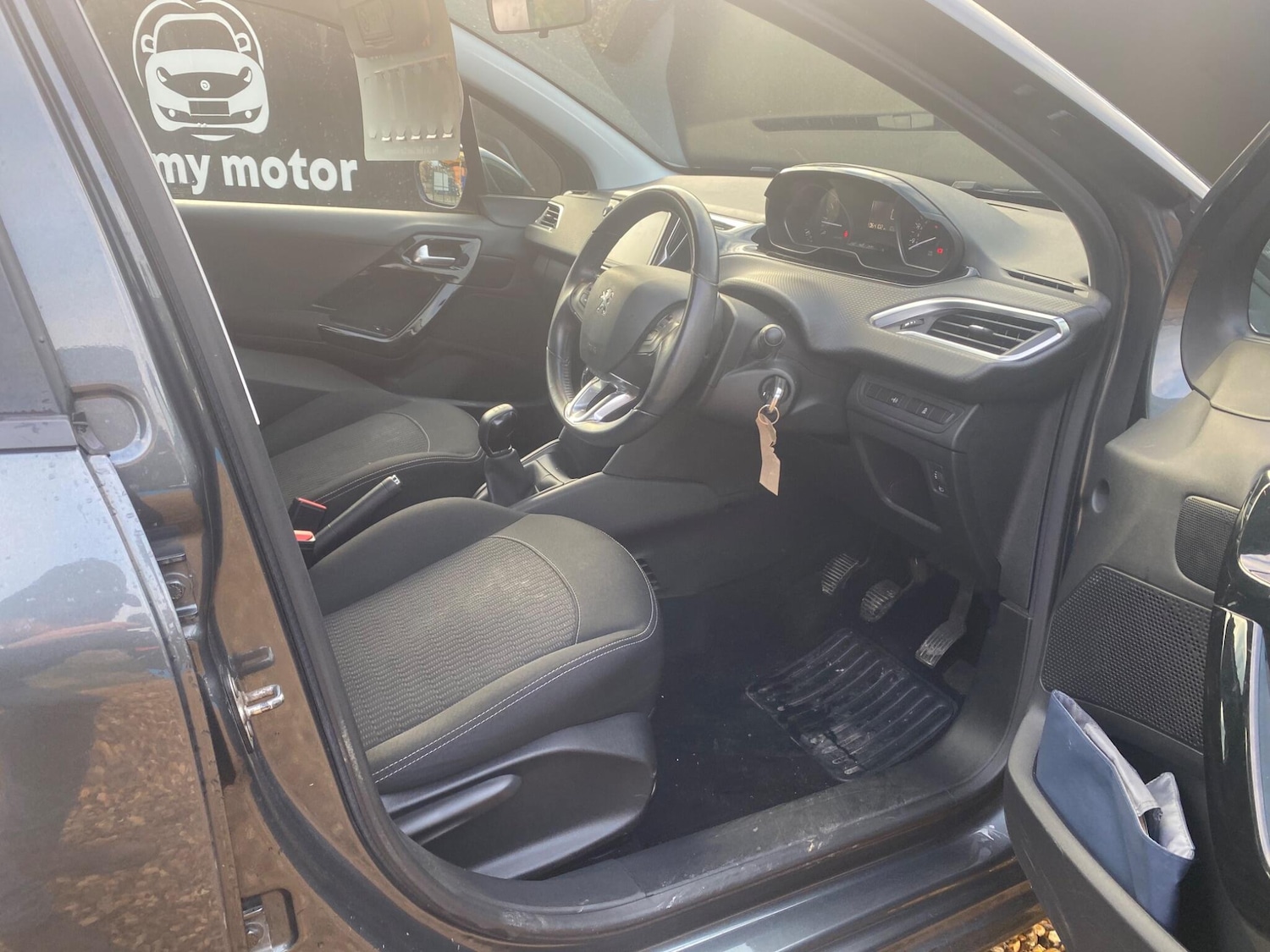 Used Peugeot 208 2017 for sale - 76522366: Photo 20