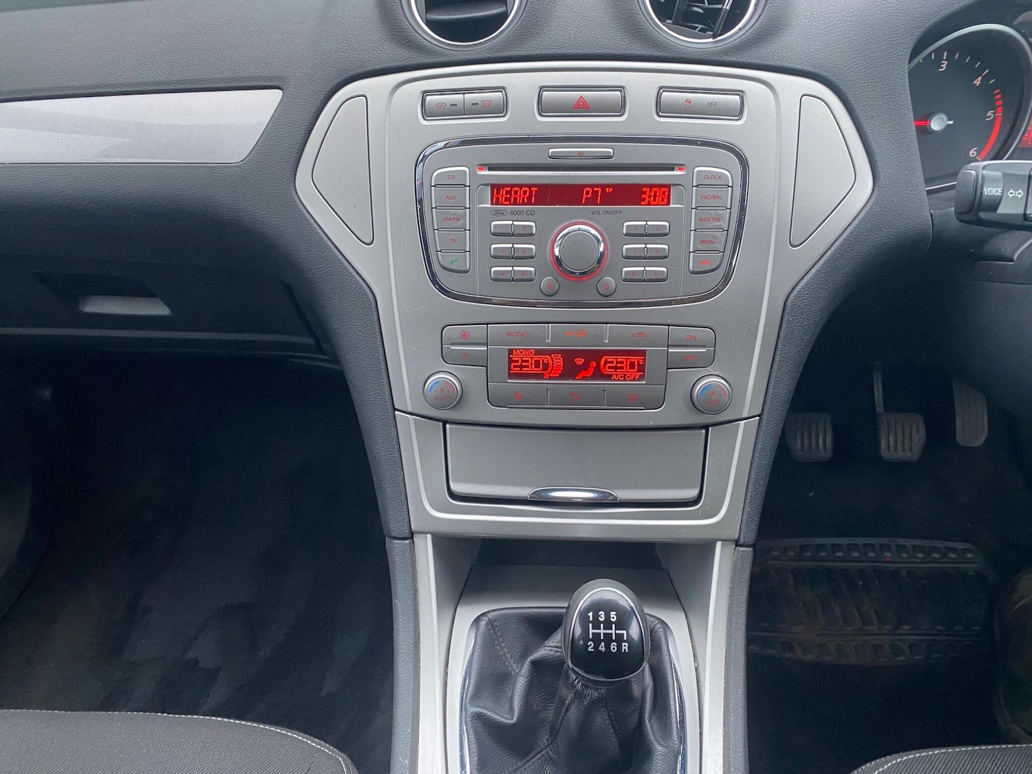 Used Ford Mondeo 2009 for sale - 77559910: Photo 20