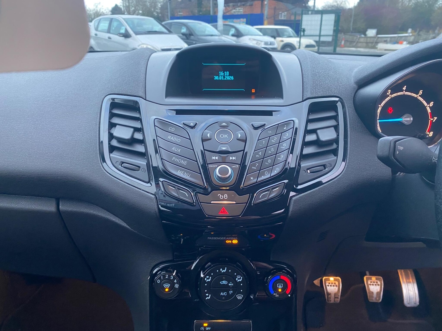 Used Ford Fiesta 2015 for sale - 77396163: Photo 28