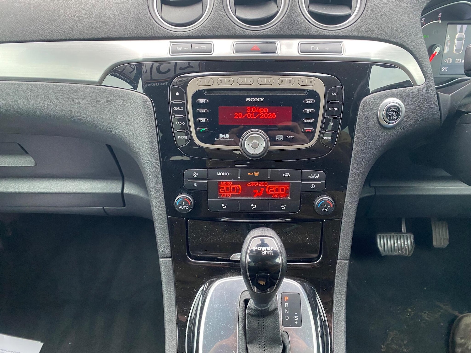 Used Ford Galaxy 2014 for sale - 77784376: Photo 32