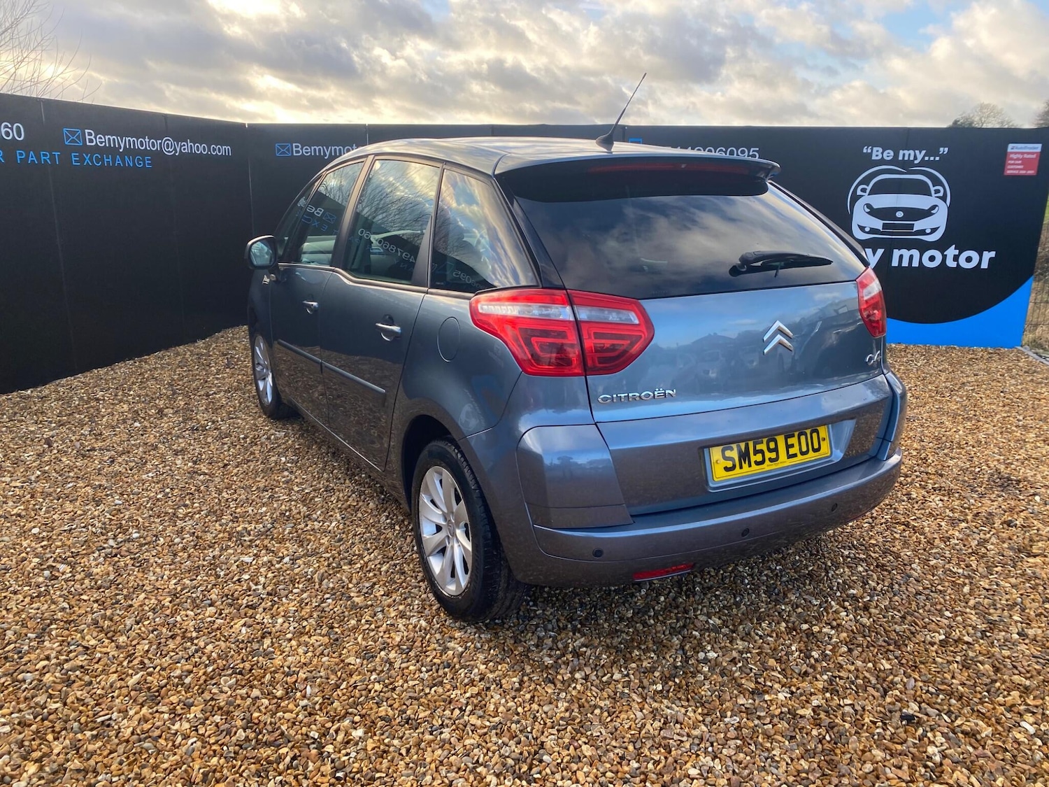 Used Citroen C4 Picasso 2009 for sale - 77190385: Photo 11